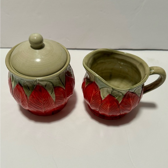Poinsettia Creamer/Sugar & Large Serving Bowl Hand Painted Set Everyday Gibson - Picture 8 of 9